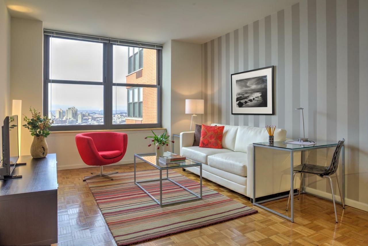 Appartement Furnished Quarters At Grove Pointe à Jersey City Extérieur photo