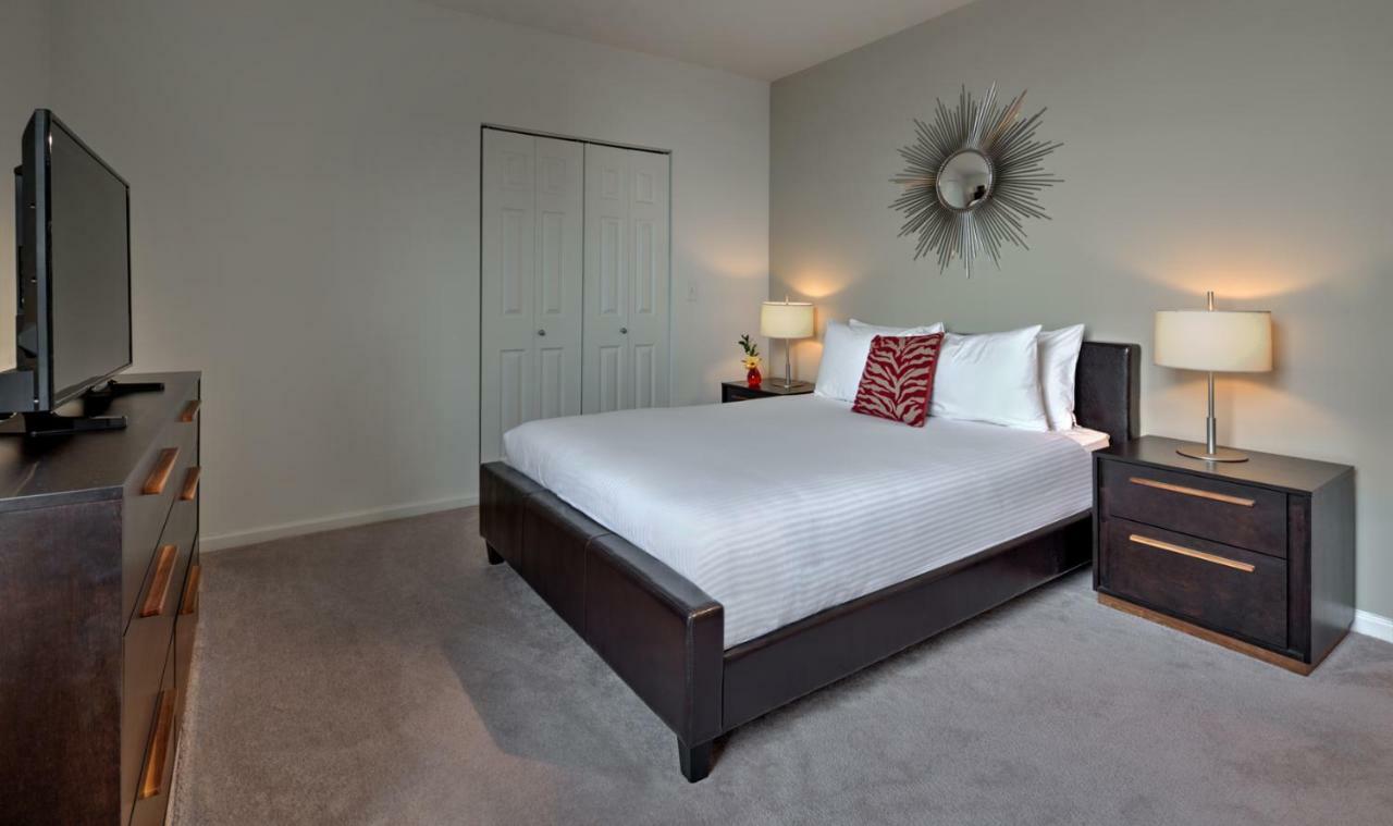 Appartement Furnished Quarters At Grove Pointe à Jersey City Extérieur photo